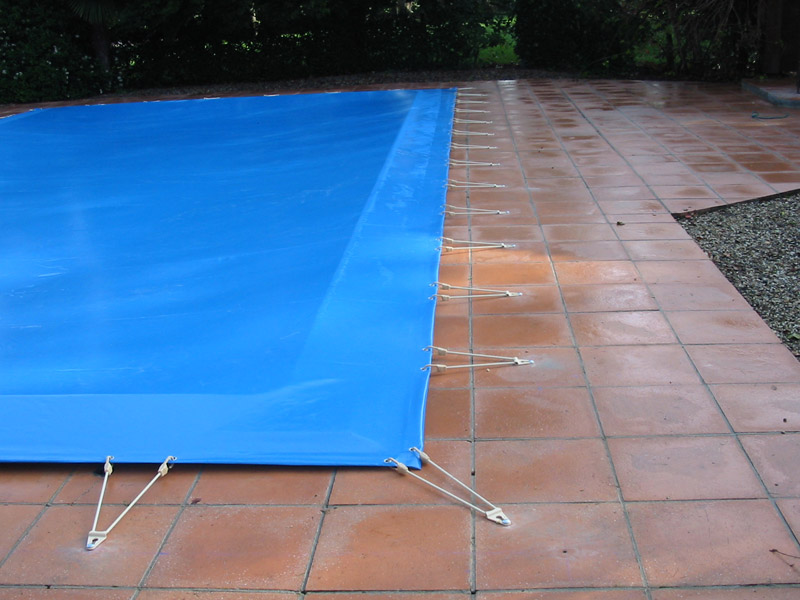 Bâche Hiver Piscine 4,3 X 2,2 M - Dimensions Bâche : 5 X 2,9 M - Pvc  640gr/m² Bleu