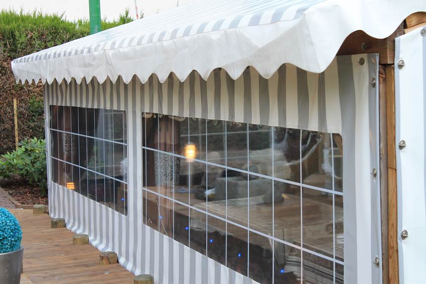 Abris et couverture de terrasse en forme pagode ou de chapiteau - Bâche  PVC, armature acier galvanisé ou aluminium