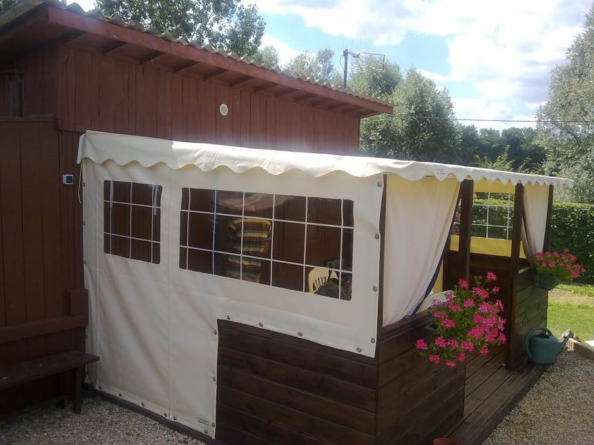 Bâches sur mesure de terrasse et jardin 